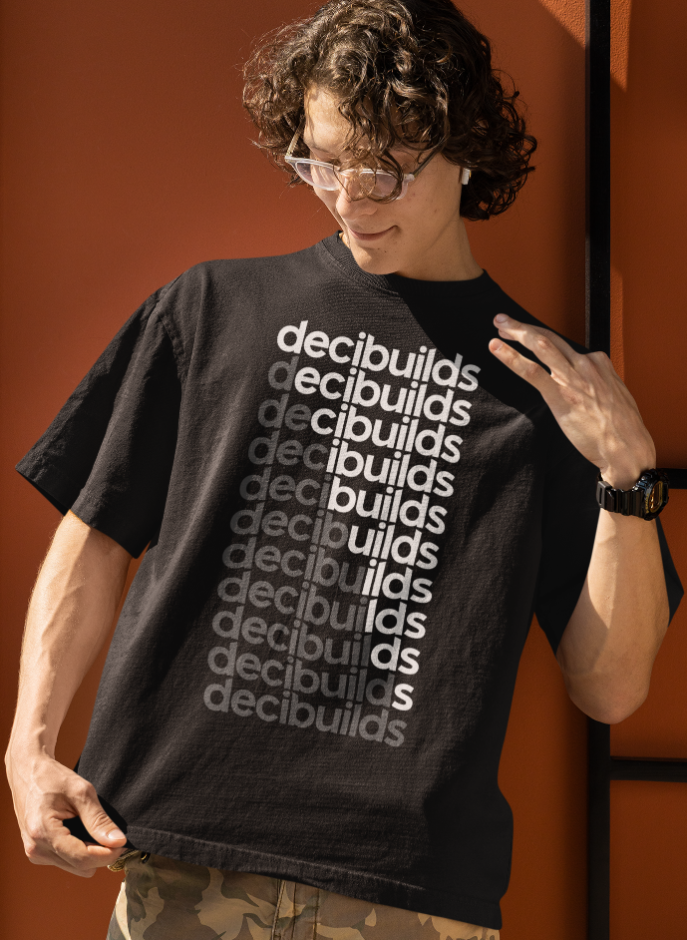 Decibuilds B/W - Oversize